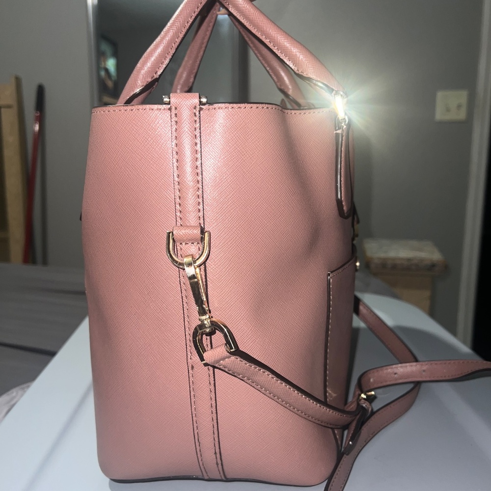 Michael Kors Greenwich Large Grab Bag - Picture 3 of 4